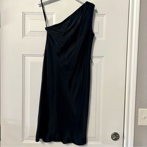 Banana Repubic 100% silk Black one shoulder bias cut Cocktail Slip  Dress 0